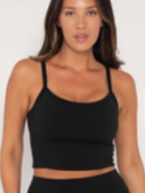 Form Black Scoop Tank